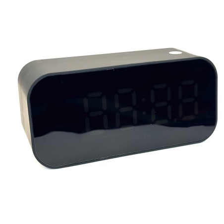 Kamera ukryta w budziku